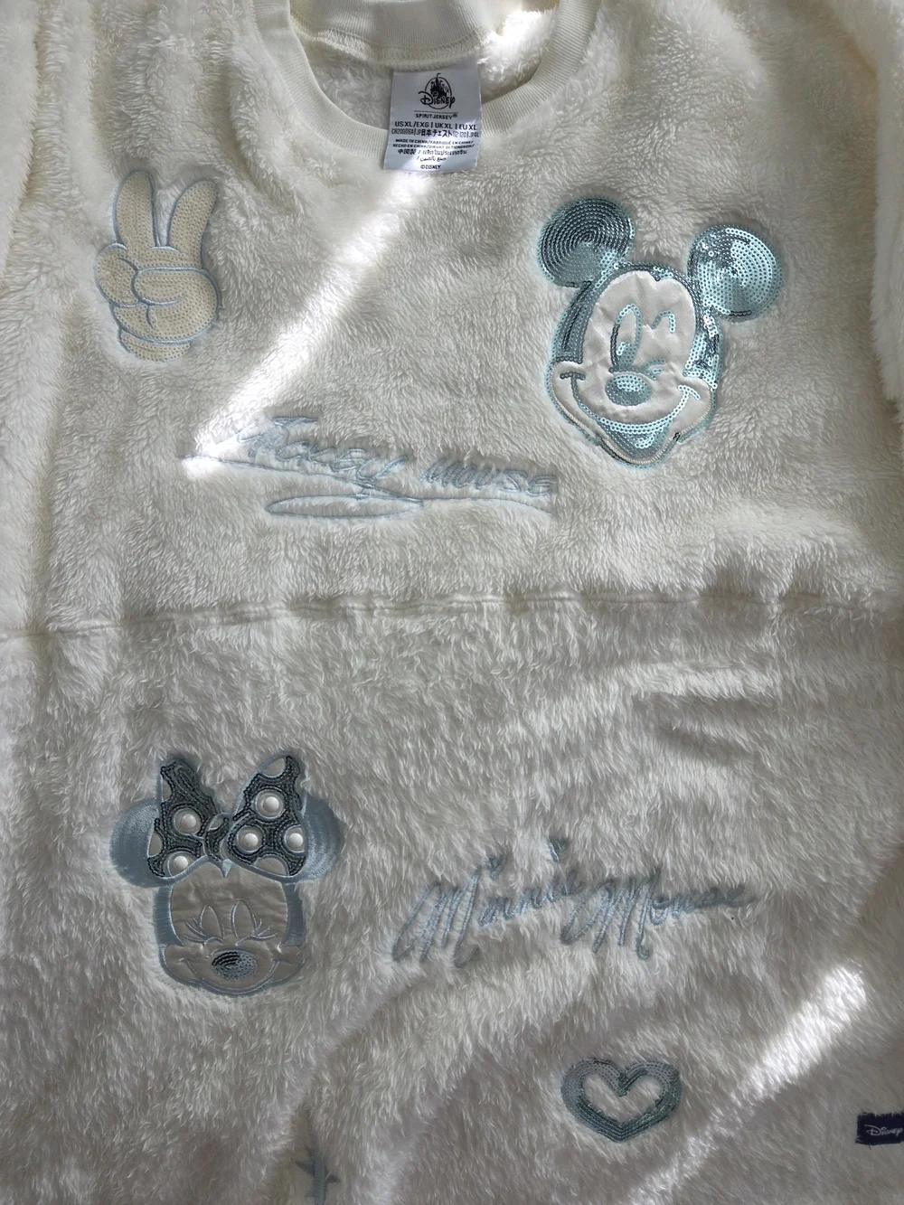 Disney White Plush Mickey & Minnie Spirit Jersey - Picture 2 of 8